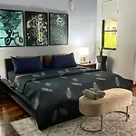 Townhouse In Klcc Vicinity
